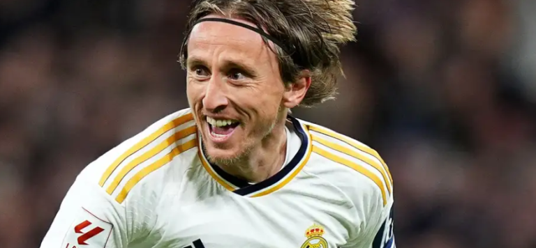 Luka Modrić förnyar kontraktet med Real Madrid